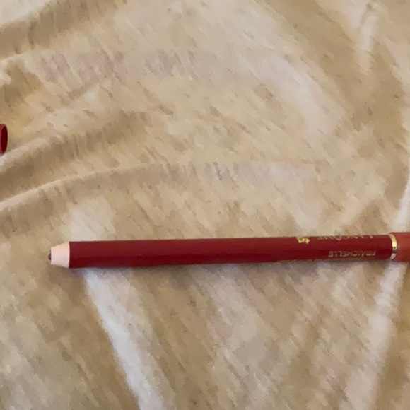 Lancome lip liner - Picture 3 of 4